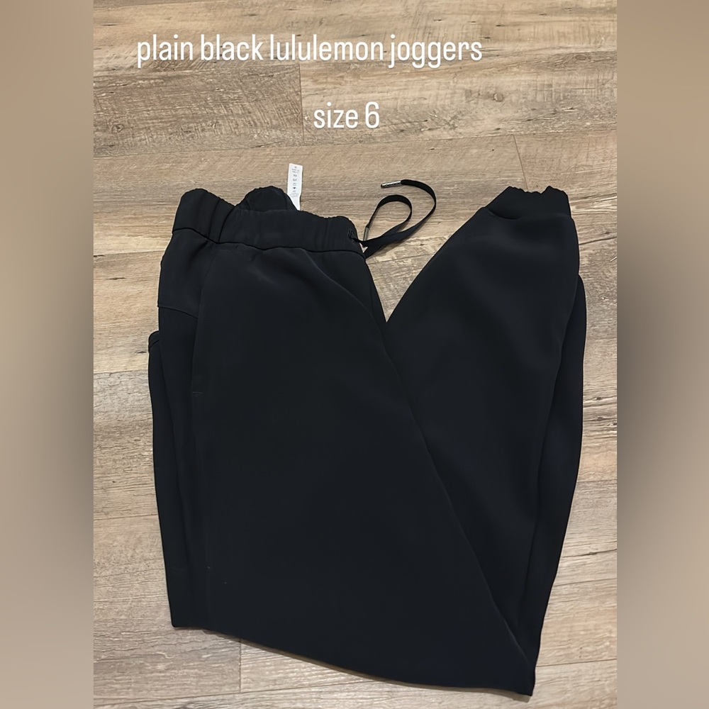 Lululemon joggers